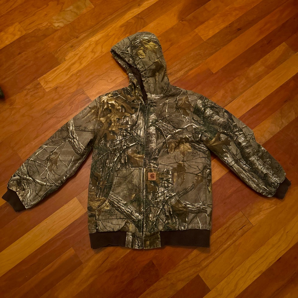 Rare Carhartt x Real tree jacket
